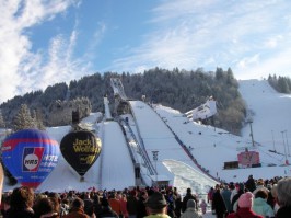 Olympia-Skistadion mit neuer Sprungschanze